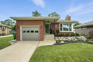 8138 Kooy Dr, Munster, IN 46321 - Photo 1