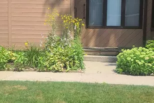 1720 Earthstone Dr, Valparaiso, IN 46383 - Photo 1