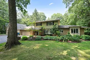 769 N Calumet Ave, Valparaiso, IN 46383 - Photo 1