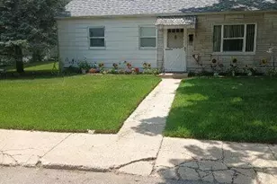 2909 Oakwood Ave, Michigan City, IN 46360 - Photo 1