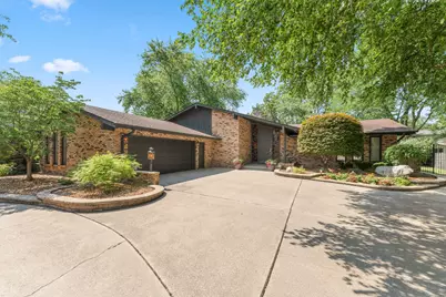 1401 Greenwood Avenue, Munster, IN 46321 - Photo 1