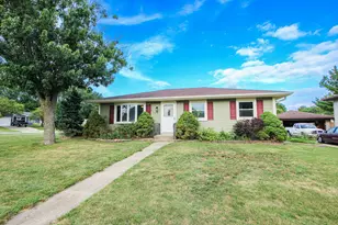 111 Butternut Ct, Hebron, IN 46341 - Photo 1