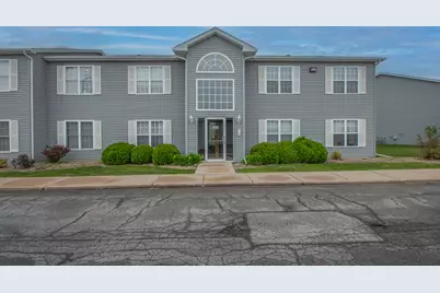 8243 Lincoln Circle #B, Merrillville, IN 46410 - Photo 1