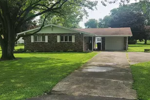 307 N James St, Goodland, IN 47948 - Photo 1