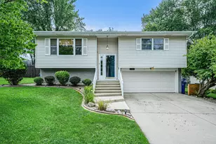 843 Carol Dr, Crown Point, IN 46307 - Photo 1