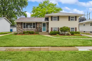 9214 Wildwood Dr, Highland, IN 46322 - Photo 1