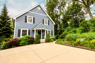 221 Washington Park Blvd, Michigan City, IN 46360 - Photo 1