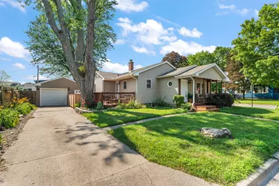 302 W 11th Street, La Porte, IN 46350 - Photo 1