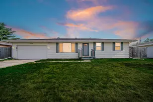 5596 Robbins Ave, Portage, IN 46368 - Photo 1