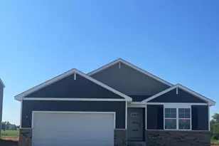 454 Fry St, Hebron, IN 46341 - Photo 1