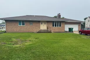 7601 Washington Ct, Merrillville, IN 46410 - Photo 1