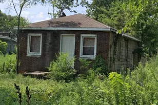 1620 Tyler St, Gary, IN 46407 - Photo 1