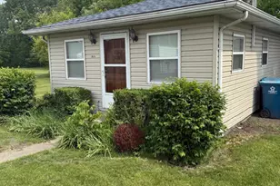 7616 Lake Shore Dr, Cedar Lake, IN 46303 - Photo 1