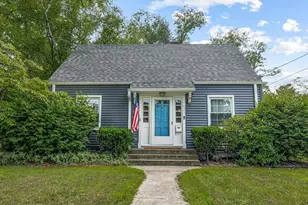 621 Gardena St, Michigan City, IN 46360 - Photo 1