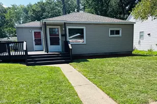 416 S Liberty Pl, Hobart, IN 46342 - Photo 1