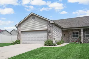 1570 E 56th Pl, Hobart, IN 46342 - Photo 1