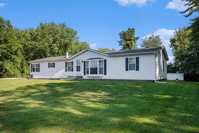 756 E 25th Place, Lake Station, IN 46405 - Photo 1