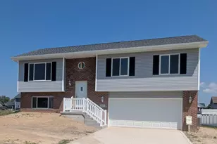 7670 Lafayette Pl, Lowell, IN 46356 - Photo 1