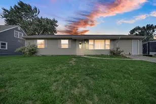 761 Capitol Rd, Valparaiso, IN 46385 - Photo 1