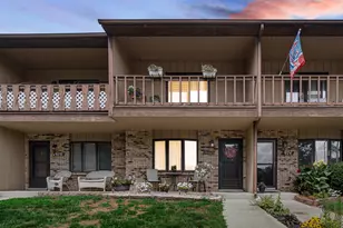 976 Jordan Cir, Schererville, IN 46375 - Photo 1