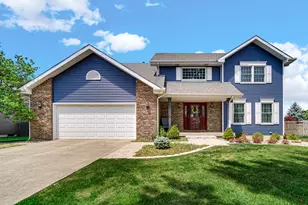 1431 Poplar Ln, Munster, IN 46321 - Photo 1