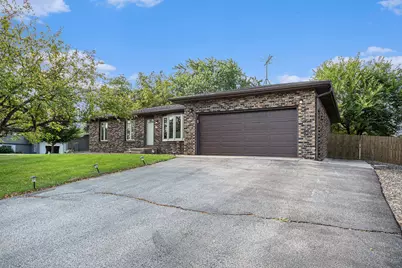 146 Curtis Drive, Valparaiso, IN 46383 - Photo 1