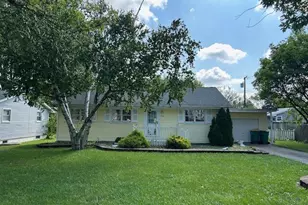 7705 Whitcomb St, Merrillville, IN 46410 - Photo 1