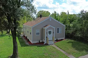 1009 W 2nd Ave, Gary, IN 46402 - Photo 1