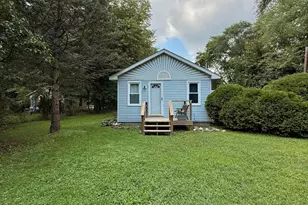 1738 Fairbanks St, Griffith, IN 46319 - Photo 1