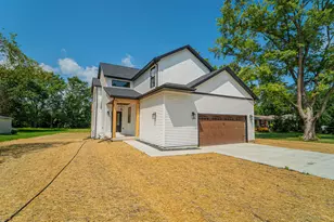 7160 Colorado St, Merrillville, IN 46410 - Photo 1