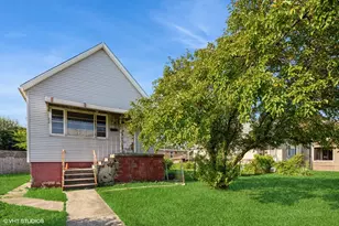 909 W 145th St, East Chicago, IN 46312 - Photo 1