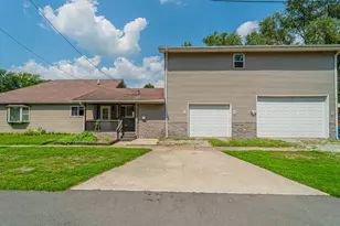 23713 Euclid St, Schneider, IN 46376 - Photo 1