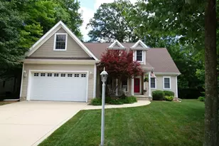 471 Eagle Nest Dr, Chesterton, IN 46304 - Photo 1