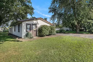 307 N Pennsylvania St, Hanna, IN 46340 - Photo 1