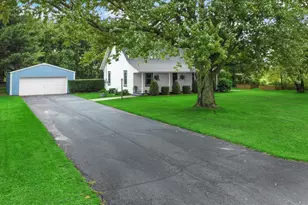 329 S 300 W, Valparaiso, IN 46385 - Photo 1