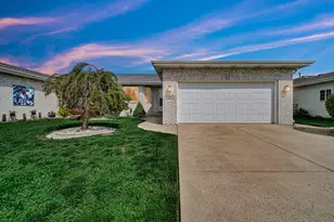 507 Seminary Dr, Dyer, IN 46311 - Photo 1