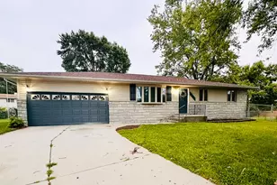 7931 Marshall Pl, Merrillville, IN 46410 - Photo 1