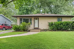 608 S 21st St, Chesterton, IN 46304 - Photo 1