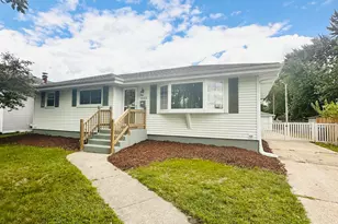 1023 Jackson Pl, Dyer, IN 46311 - Photo 1