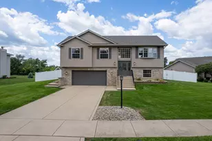 9558 Grasselli Ave, Saint John, IN 46373 - Photo 1