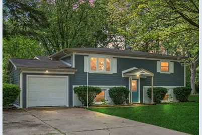 614 Coventry Circle, Valparaiso, IN 46383 - Photo 1