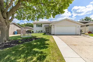 1725 Selo Dr, Schererville, IN 46375 - Photo 1