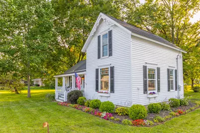 602 S Rose Avenue, Kouts, IN 46347 - Photo 1