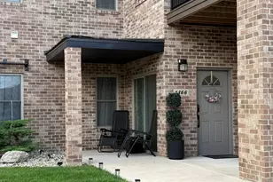 1366 Parke Dr, Crown Point, IN 46307 - Photo 1