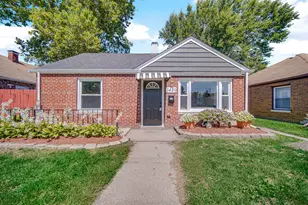 1439 173rd St, Hammond, IN 46324 - Photo 1