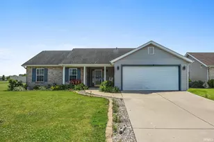 413 Lea Anne St, Rensselaer, IN 47978 - Photo 1