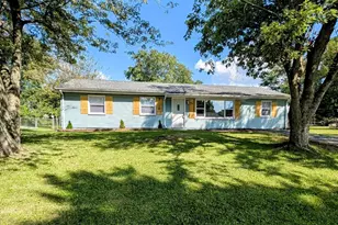 723 Capitol Rd, Valparaiso, IN 46385 - Photo 1