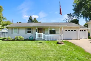 823 Eason Ct, La Porte, IN 46350 - Photo 1