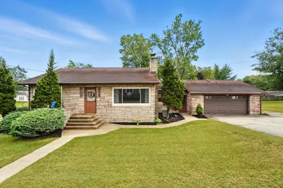 401 10th Street SW, Demotte, IN 46310 - Photo 1