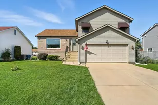 3637 42nd Dr, Highland, IN 46322 - Photo 1
